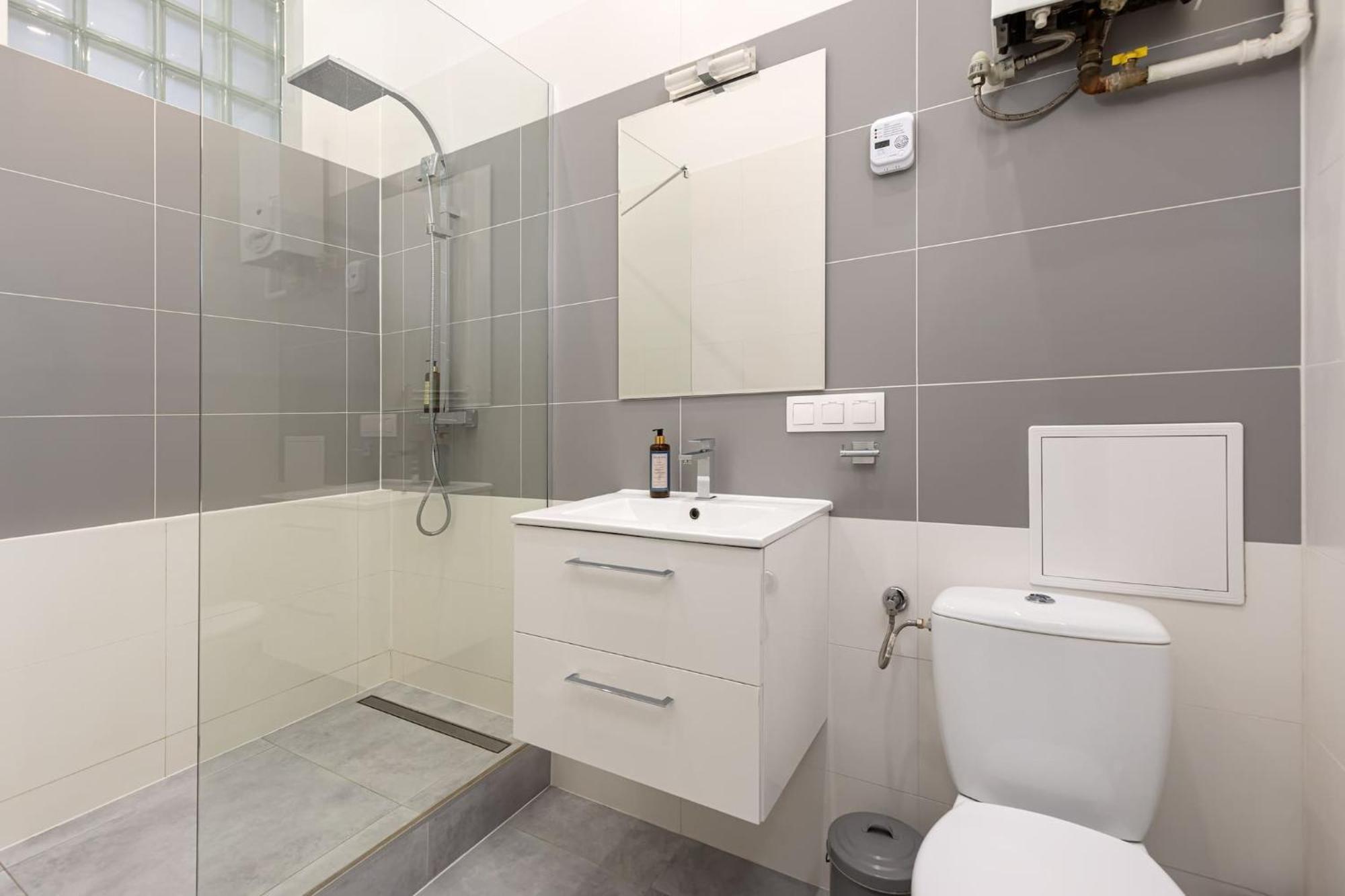 Stylish Apartment Swietojanska By Noclegi Renters Варшава Екстериор снимка