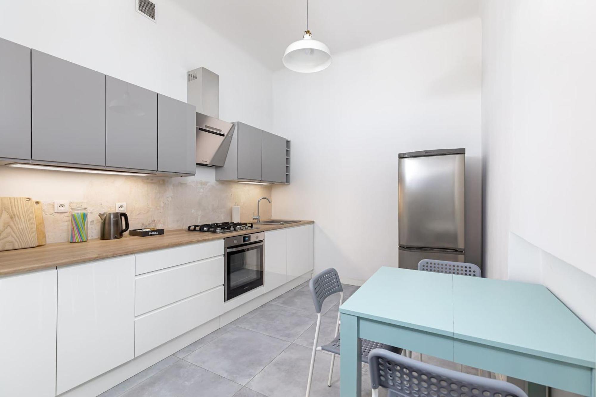 Stylish Apartment Swietojanska By Noclegi Renters Варшава Екстериор снимка